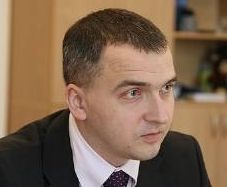KNAB vadītāja sievas firmas parādsaistības – 1,5 miljoni latu
