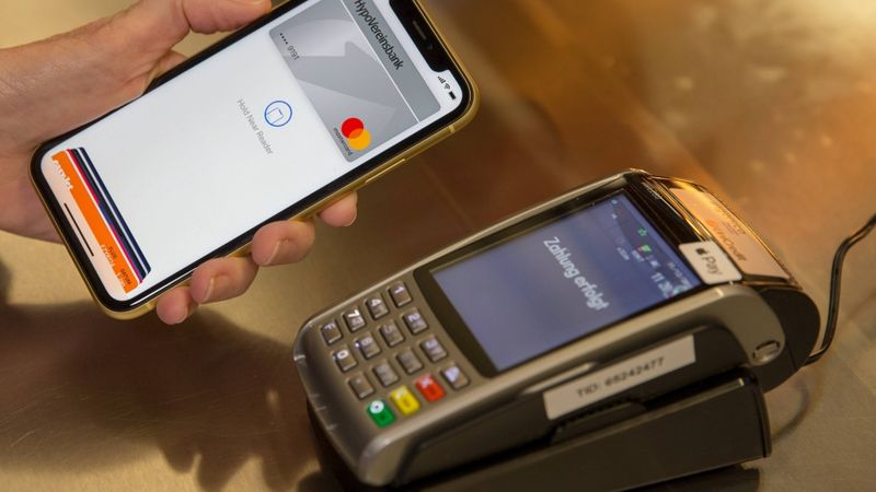 EK sākusi izmeklēšanas pret Apple Pay un App Store
