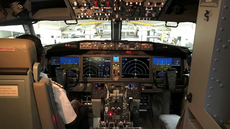 Eiropas Savienībā apturēta Boeing 737 MAX lidmašīnu darbība