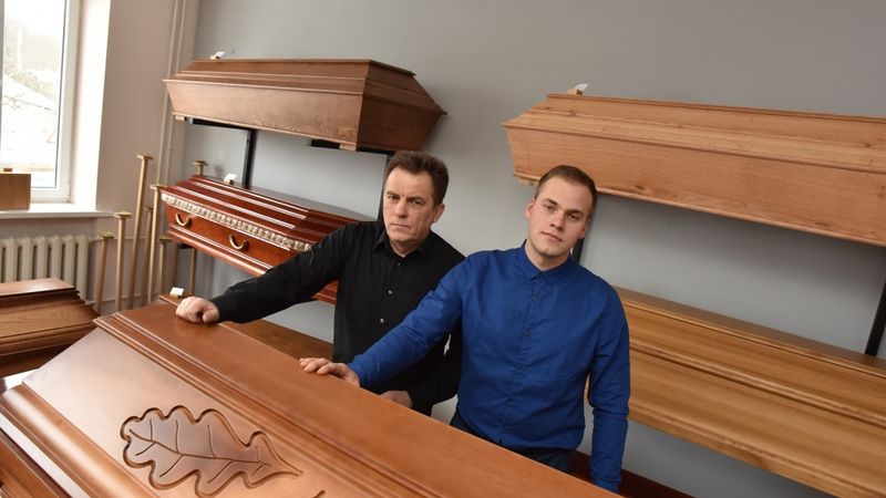 Darbs, kurā emocijas ir jāizslēdz