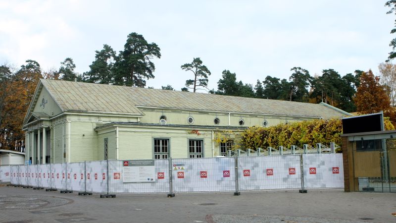 Papildināta ar foto - Sākusies Dzintaru koncertzāles Mazās zāles restaurācija un rekonstrukcija