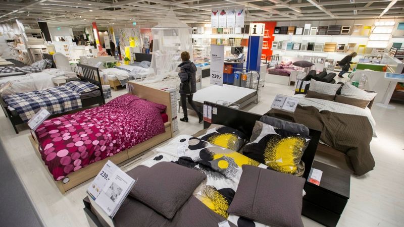 Ikea paliks uzticīga zemām cenām