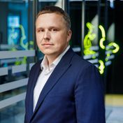 Saeima gatavojas parakstīt spriedumu dārgākai elektrībai Latvijā