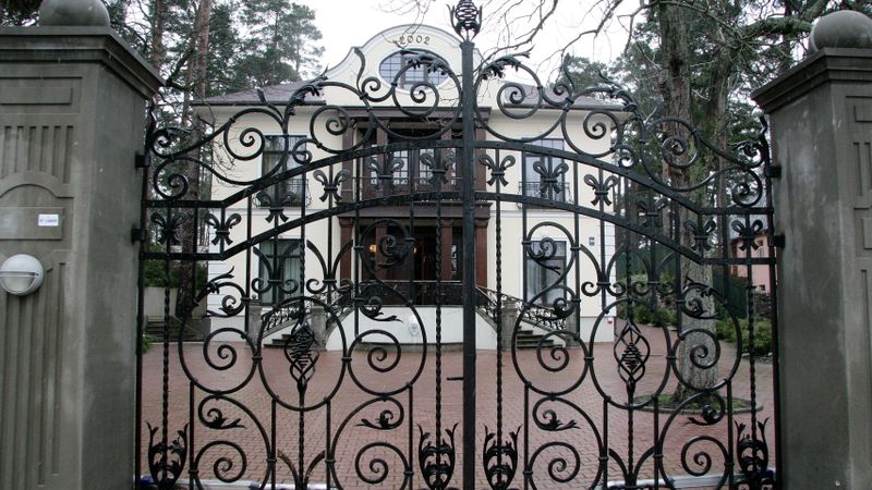 Vilks: uzturēšanās atļauju iegūšanai jāceļ griesti
