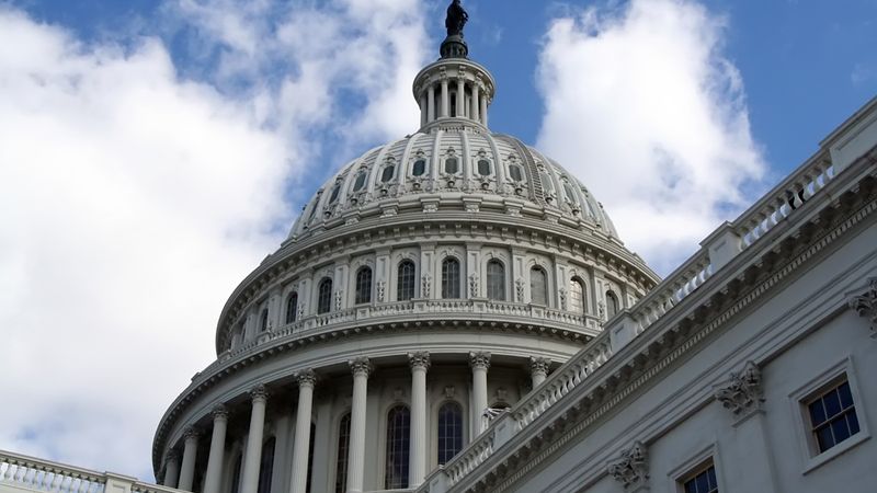 Obama gūst pirmos panākumus centienos nodrošināt atbalstu uzbrukumam Sīrijai