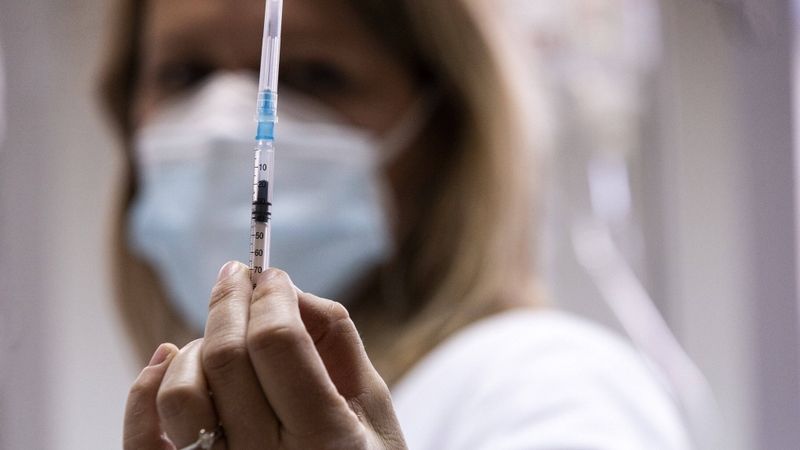 Vakcinācijai reģistrējušies vairāk nekā 53 000 iedzīvotāju