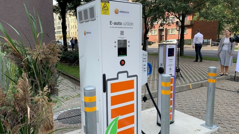 Elektrum stacijās veiktas tūkstoš elektroauto uzlādes