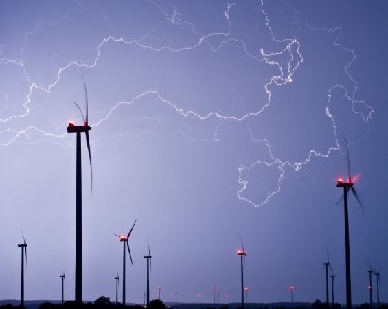 Augstākā tiesa atjauno Winergy maksātspēju