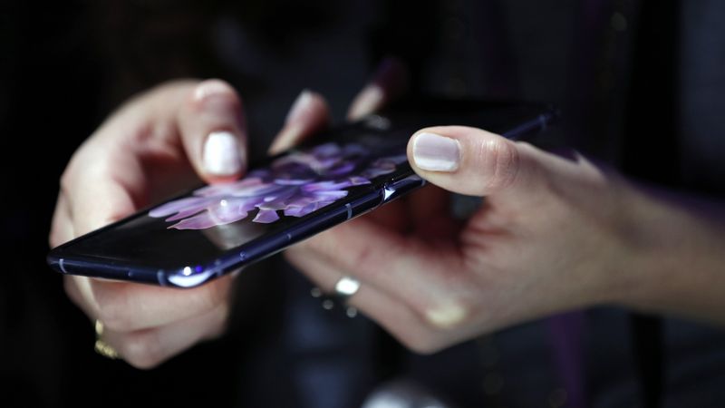 Pērn Baltijā Samsung pārdevis 800 tūkstošus mobilo ierīču