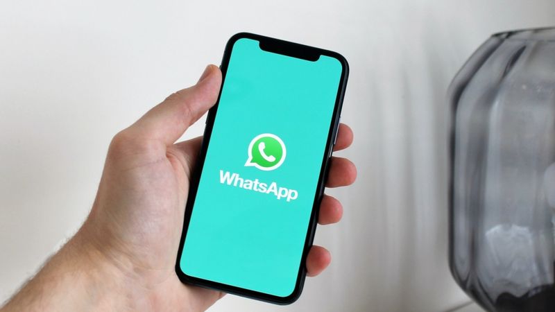 25% iedzīvotāji ir pievienoti piecām WhatsApp grupām