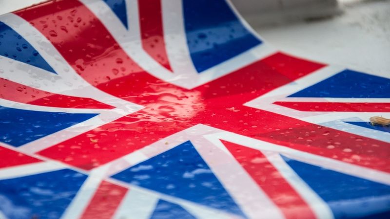 Papildināta - Lielbritānijas parlaments trešo reizi noraida Brexit vienošanos