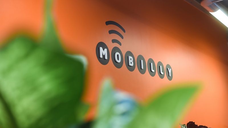 Mobilly saņem 4 miljonu eiro finansējumu attīstībai no Signet Bankas