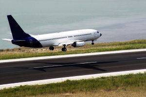 Pasaules aviokompānijām paredz 8,9 miljardu peļņu