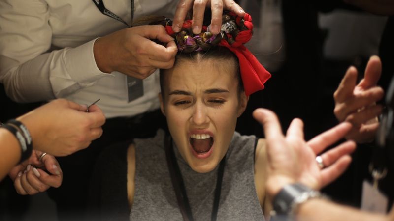 Eksperiments: Kā skaistumkopšanas salons pārliecina iepirkties par vairākiem tūkstošiem