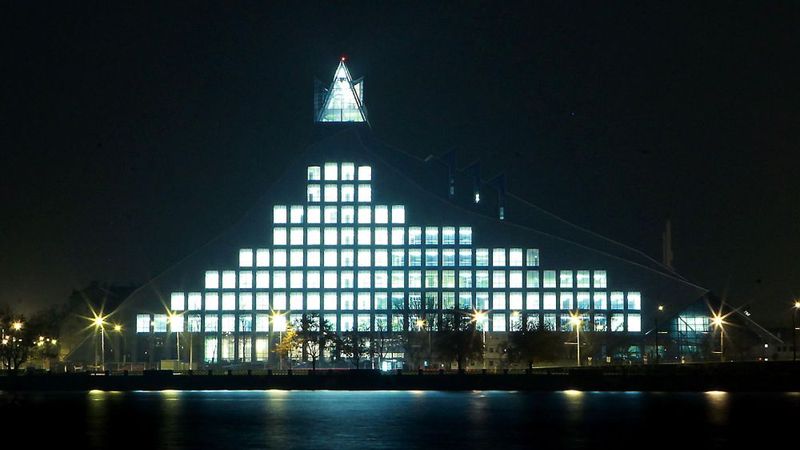 Nacionālās bibliotēkas aprīkošana ar mēbelēm izmaksās 3,5 miljonus latu