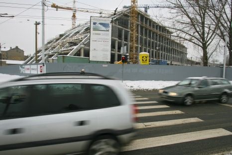 Gaismas pilij nebūvēs daudzstāvu autonovietni