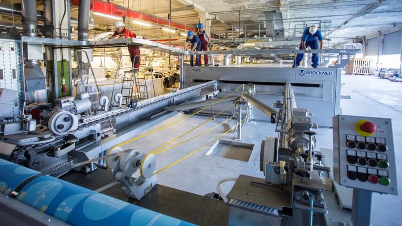 Lauma Fabrics investējusi 1,5 miljonus eiro jaunas audumu žāvēšanas līnijas iegādē