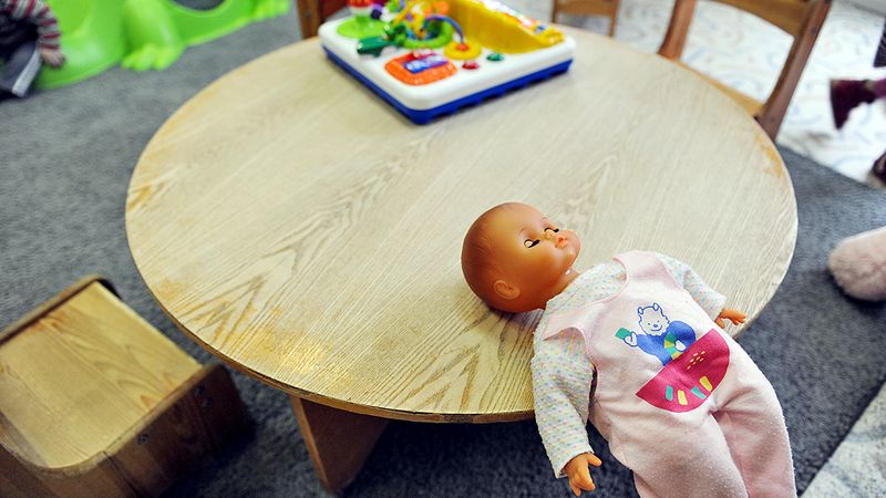 Latvijā nabadzības risks lielāks nekā vidēji Eiropā; visvairāk tam pakļauti bērni