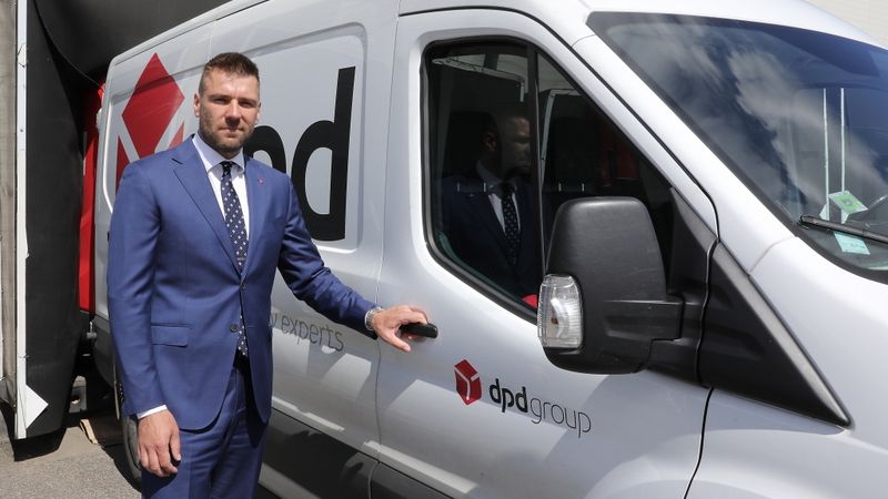Mākslīgā intelekta virtuālā asistenta ieviešanā Baltijā DPD Latvija investē 40 000 eiro