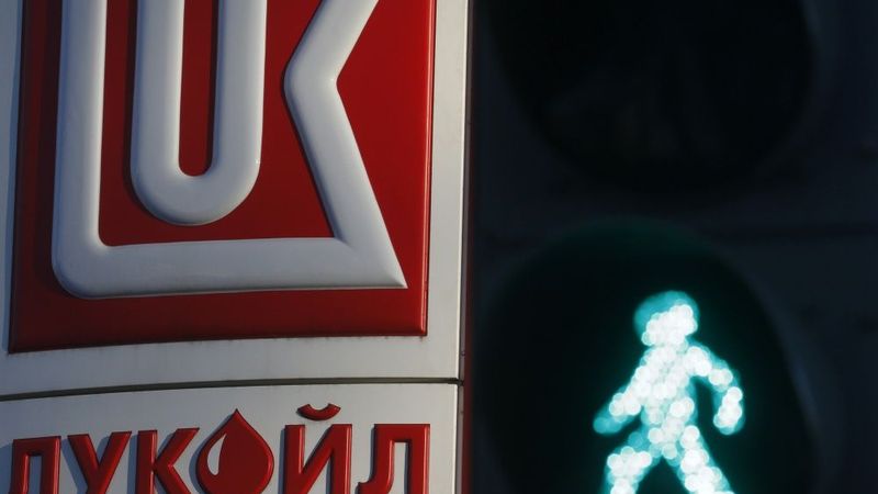 Krievijas Lukoil pamet Ukrainu