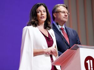 Gemius aptauja: Latvija pirmajā vietā izvirzījusies politisko partiju līderos