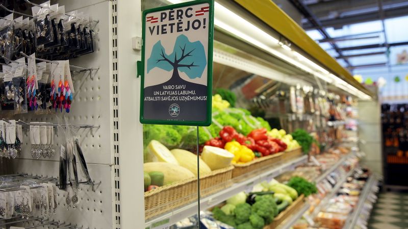 Dārzeņu audzētāji: Veikalos kā Latvijas produkti marķētie dārzeņi tiešām audzēti mūsu valstī