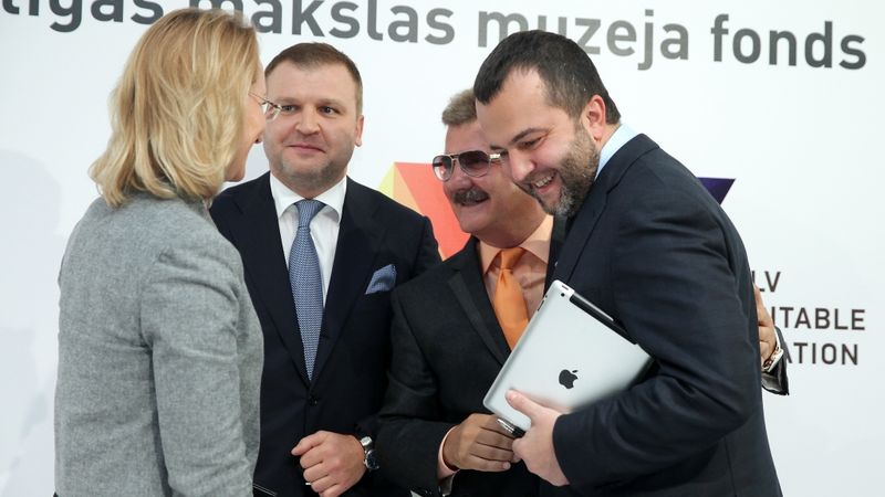 Fiļs, Bernis un Teterevi tomēr turpinās Laikmetīgās mākslas muzeja projektu