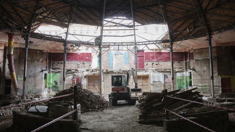 Rīgas cirkā tiek gatavotas konstrukcijas jaunā kupola uzstādīšanai