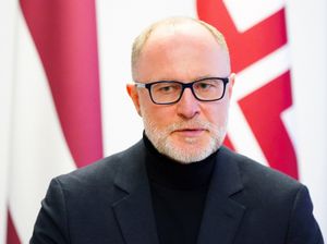 Premjere pieprasa Sprūda demisiju