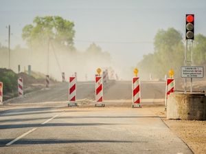 LVC: Jauni ceļu pārbūves projekti tiek pasūtīti tikai lokāli kritiskām vietām