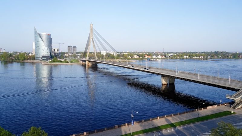 Vanšu tilta pārbūvi piedāvā veikt par aptuveni 70 miljoniem eiro
