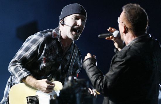 U2 - peļņas līderis ASV