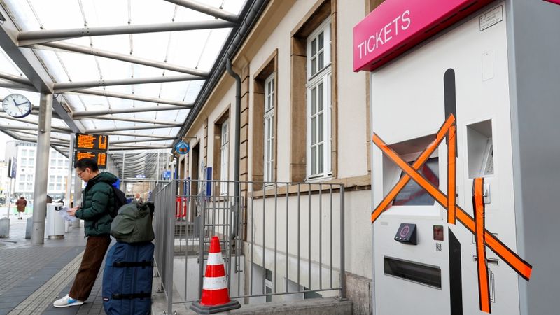 Pirmā valsts pasaulē, kur sabiedriskais transports ir par brīvu