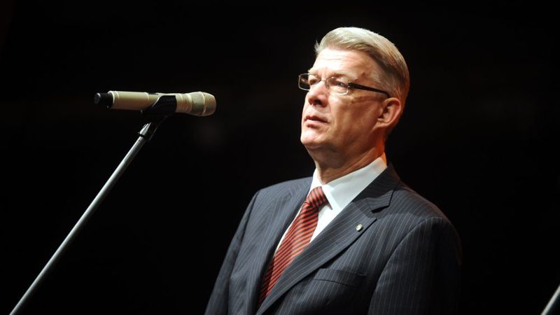 Zatlers: «Es nedrīkstu kļūt par klibo pīli»