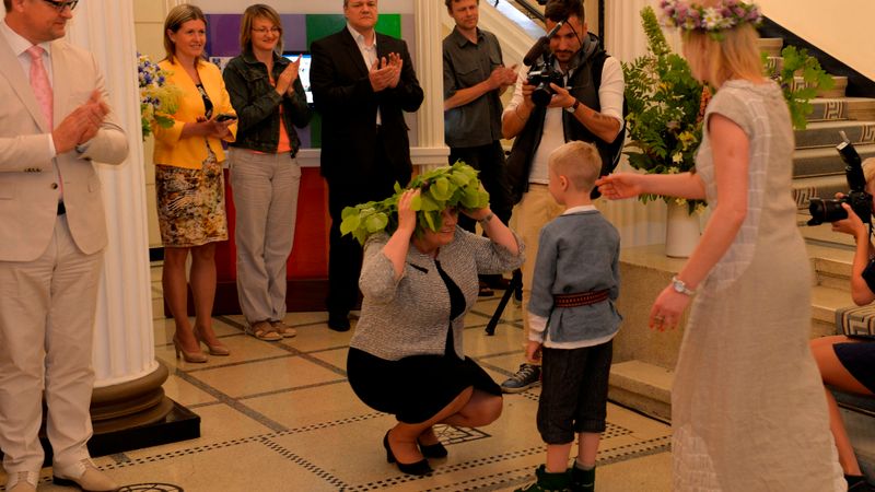 FOTO: Ministru kabinetā ielīgo Jāņus