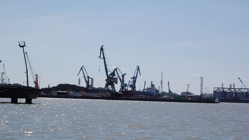 Lietuvieši met acis uz Liepājas ostu