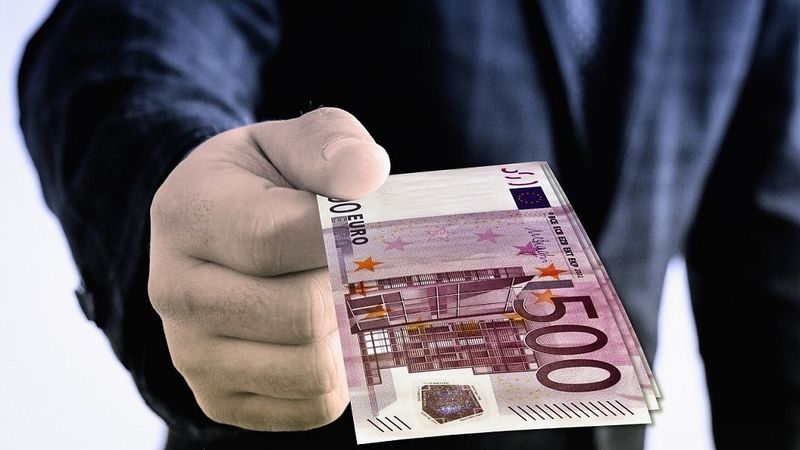 Rosina kriminālvajāšanu pret bijušo maksātnespējas administratoru