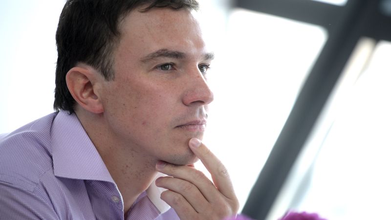 Dūle un Gustavo reģistrē jaunu nodibinājumu