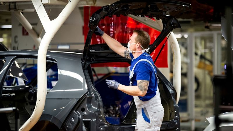 Vācijas automašīnu detaļu ražotājs Schaeffler likvidēs 4400 darbavietas