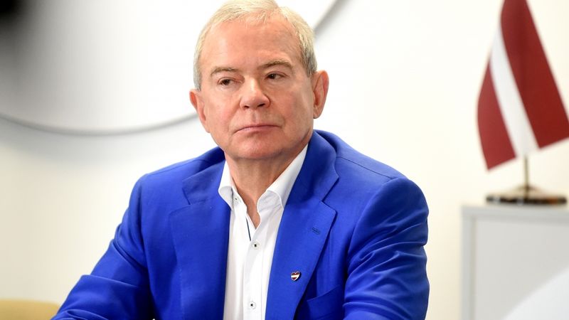 Lielbritānija par korupciju nosaka sankcijas Lembergam un viņa meitai Līgai