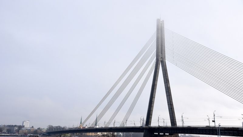Projektēt Vanšu tilta pārbūvi pieteikušies četri pretendenti