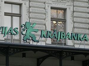 Laikraksts: banka par kredītu prasa trīskāršu ķīlu