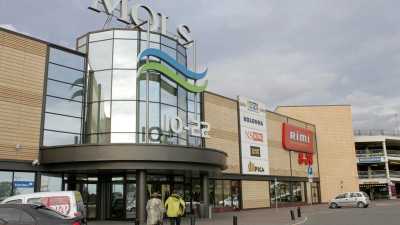 Saplaisājušu griestu dēļ Molā uzdod veikt detalizētu tehnisko izpēti