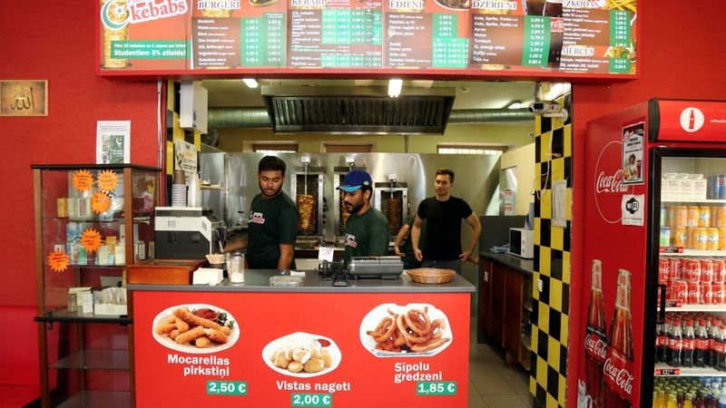 PVD triju gadu laikā 10 reizes apturējis Pakistānas kebabs uzņēmumu darbību