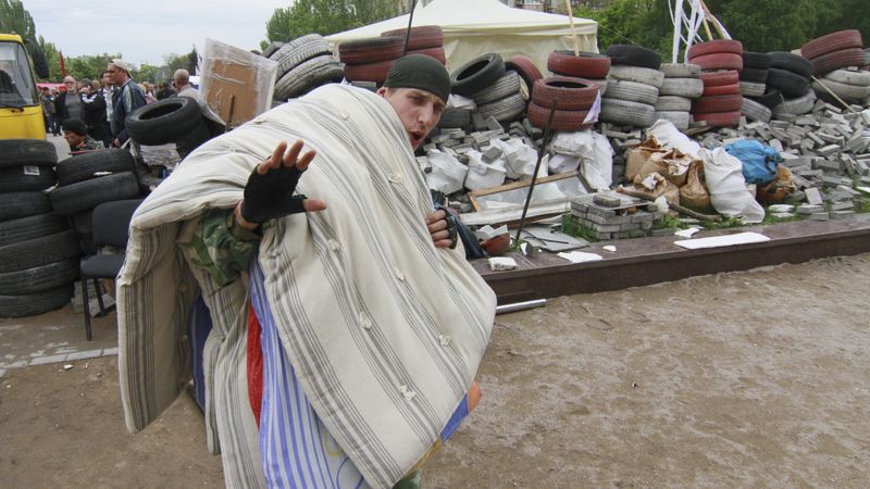 Džemiļevs: Krimā tiek koncentrēts Krievijas karaspēks un gatavots iebrukums Ukrainā