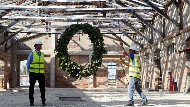 FOTO: Hanzas Perons nosvin spāru svētkus