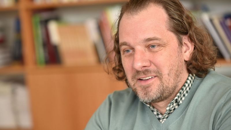 Ar esošajiem valdības pārstāvjiem komunikācija notiek atklātāk un aktīvāk