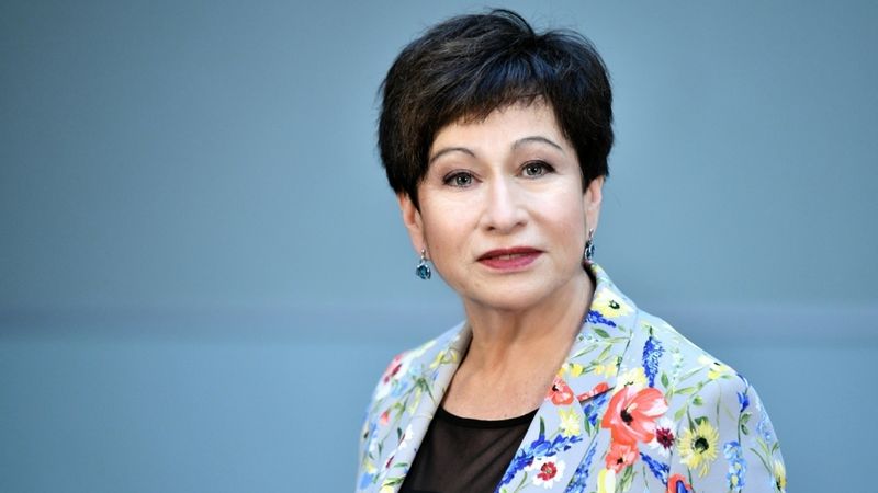 Nepiepildītu cerību un prognožu zīmē
