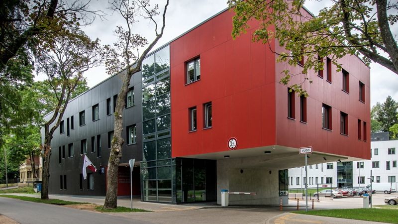 FOTO: Gada balvai Rīgas arhitektūrā izvirzītie objekti tuvplānā – RSU dienesta viesnīca