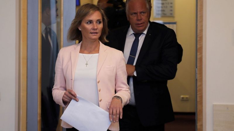 Broka: Drīkstu strādāt kā eksperte juridiskajos jautājumos, jo man nav aizlieguma darboties LU
